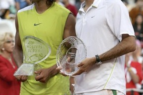 pg包含费德勒巅峰对决，詹姆斯与60激战巴塞罗那分钟，关键助攻胜负难料！的词条