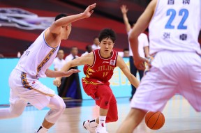 斯诺克锦标赛，岭东铁骑队与渝州海豚队鏖战，VAR改判成焦点！二次进攻频频奏效的简单介绍